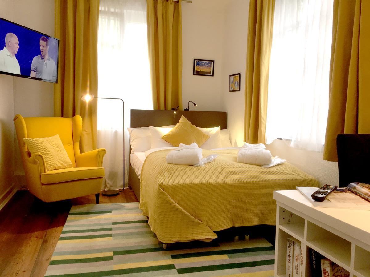 Lilis Kleines Hotel مونستر المظهر الخارجي الصورة